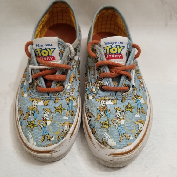 vans woody shoes